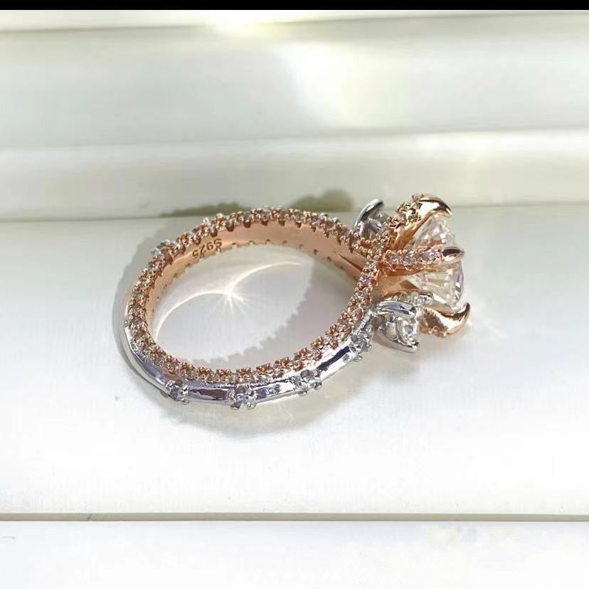 Three-Life Stone Moissanite Women's Ring Curren