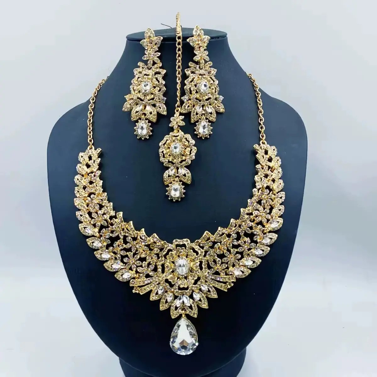 C30 Wedding Forehead Chain Necklace Earrings Set Dubai Jewelery 