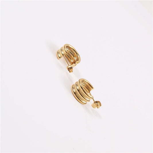 French retro style earrings null