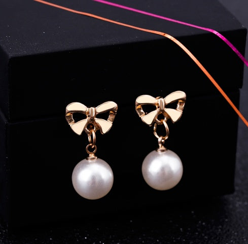 Hypoallergenic Heart-shaped Zircon Earrings Women's Bow Pearl Earrings Curren