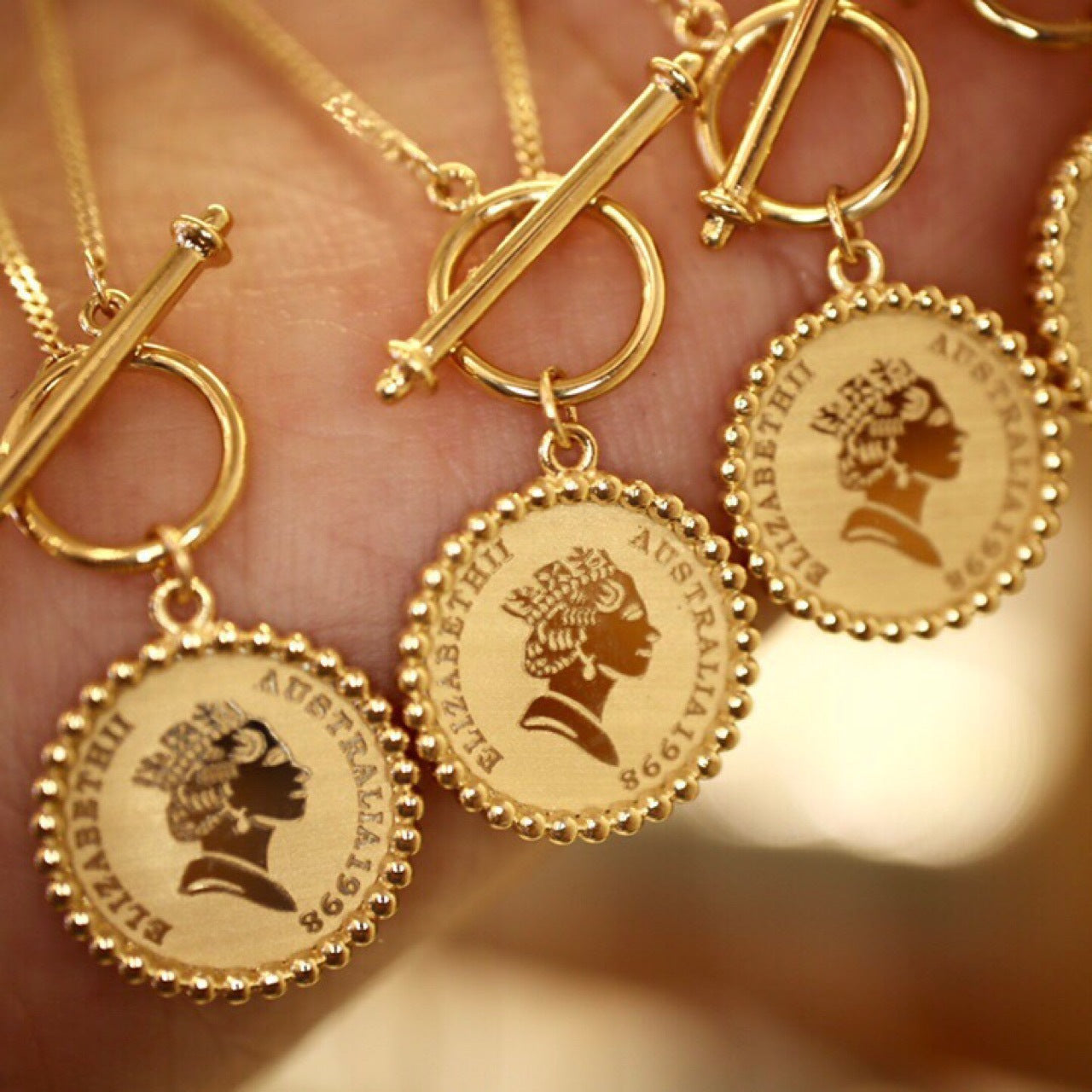 Gold Retro Round Brand Pure Jewelry Necklace Curren