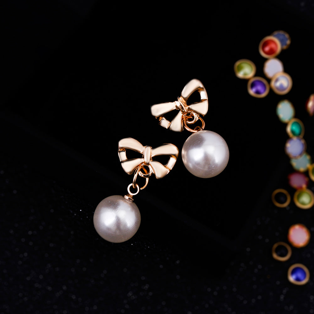 Hypoallergenic Heart-shaped Zircon Earrings Women's Bow Pearl Earrings Curren