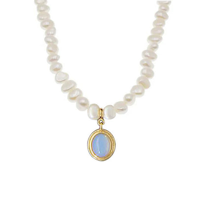 Round Medal Pearl Necklace Irregular Pearl Curren
