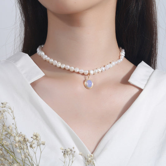 Round Medal Pearl Necklace Irregular Pearl Curren