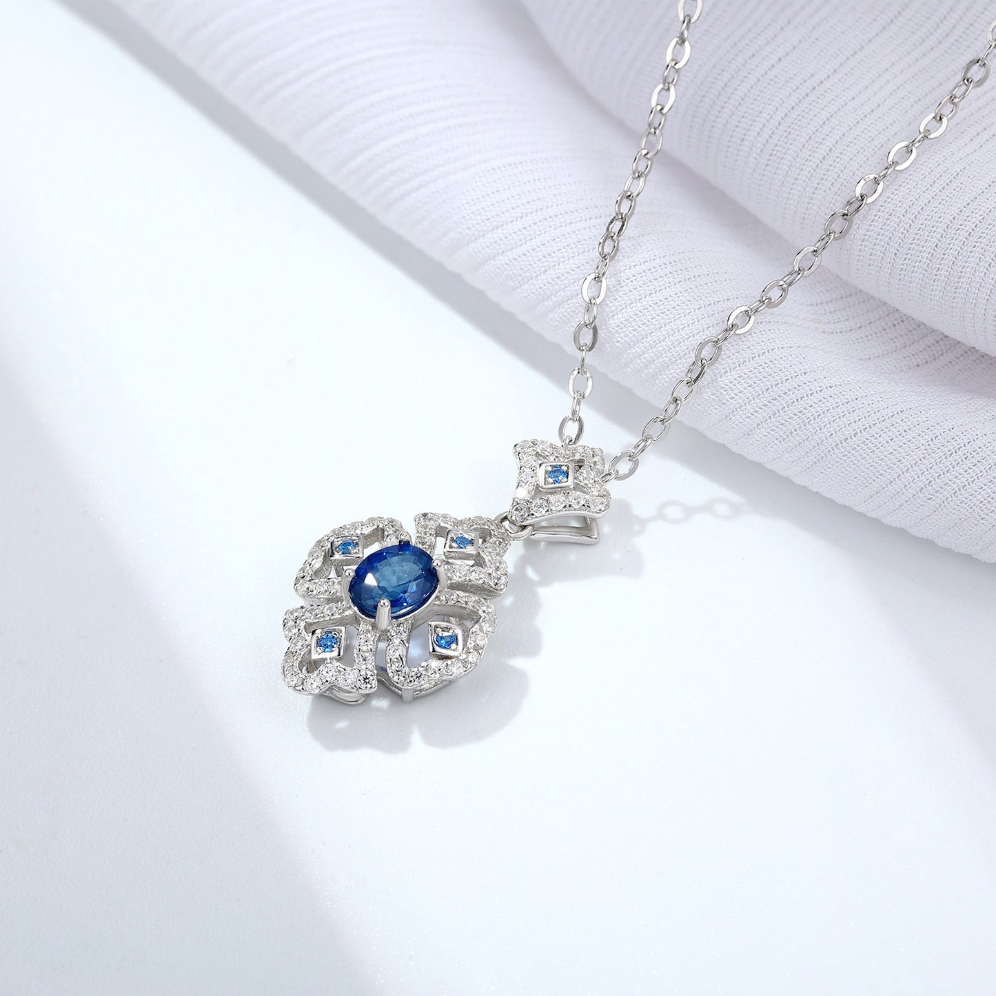 S925 Silver Retro Pattern Necklace Women's Versatile Natural Sapphire Pendant Curren