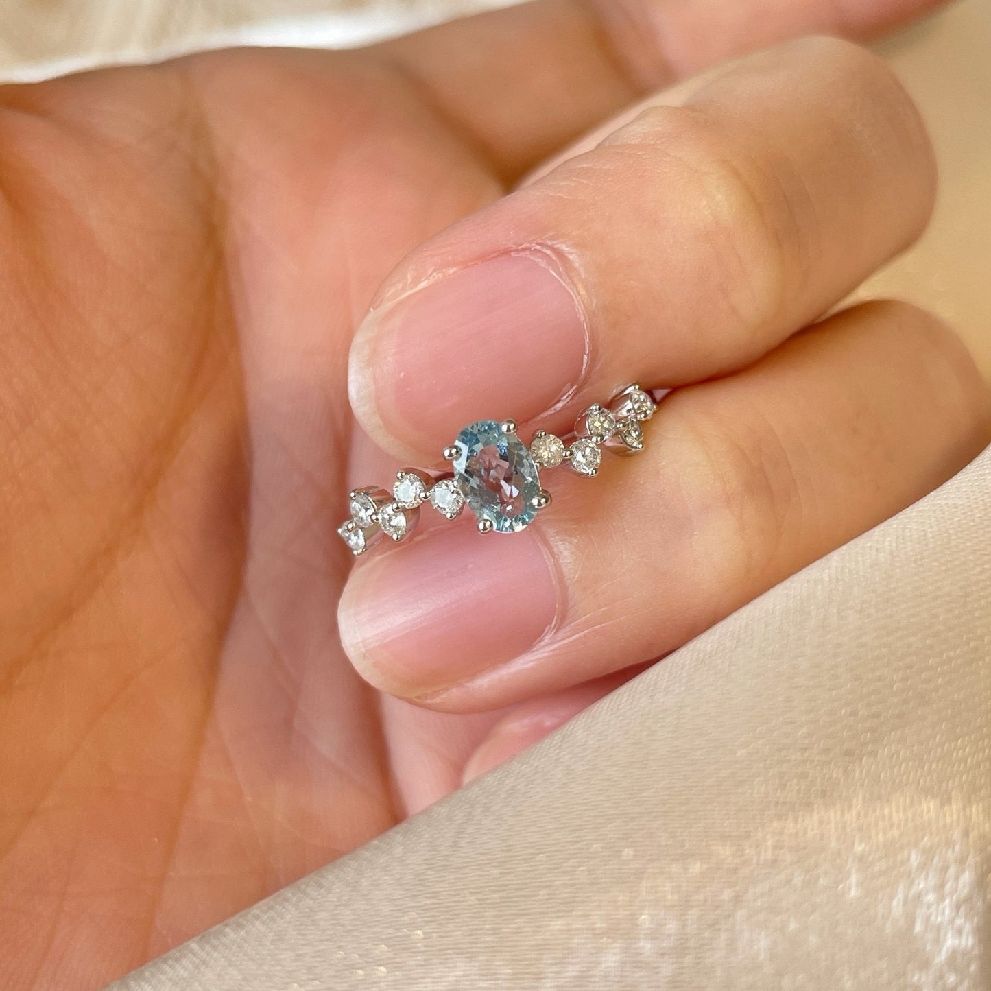 Women's Fashion Aquamarine Diamond Ring Curren